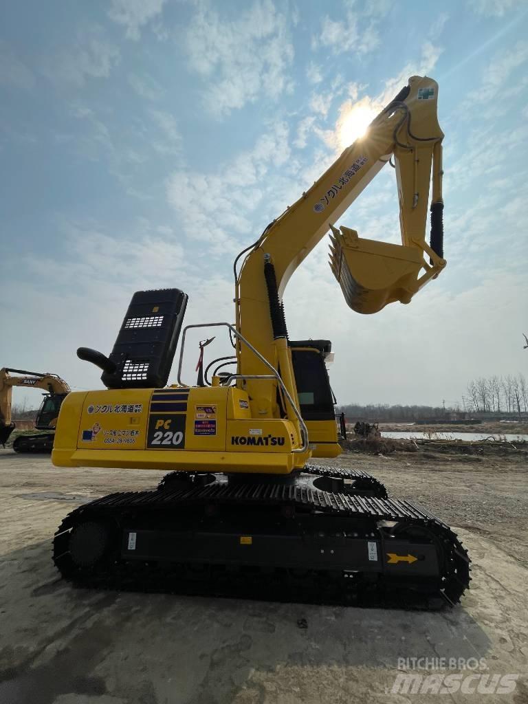 Komatsu PC220-8 履带挖掘机