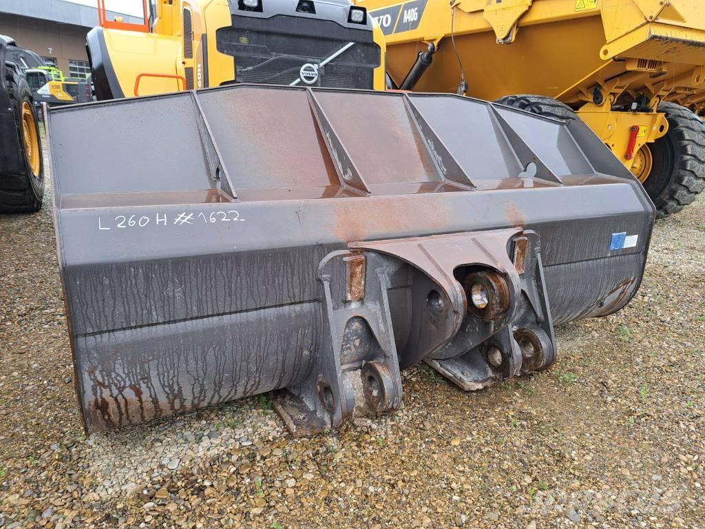 Volvo L 260 H 轮式装载机