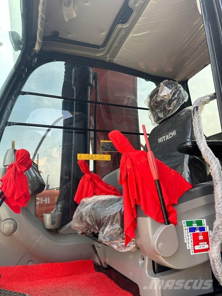 Hitachi ZX200 履带挖掘机