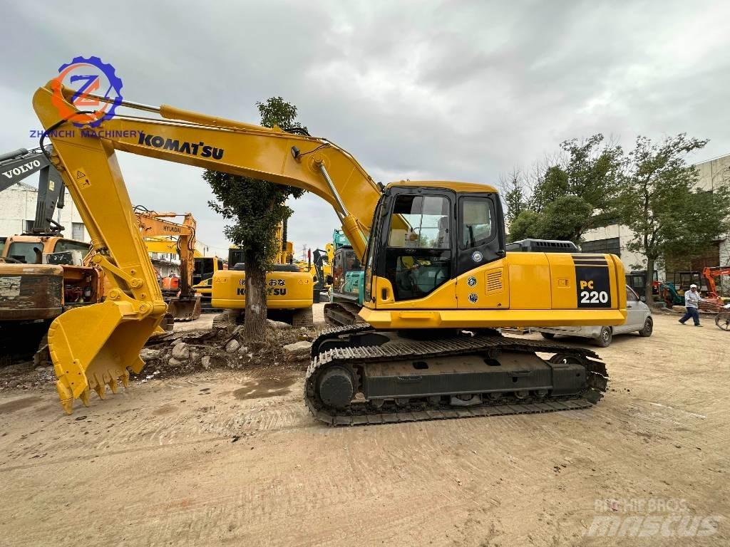 Komatsu PC 220-7 履带挖掘机