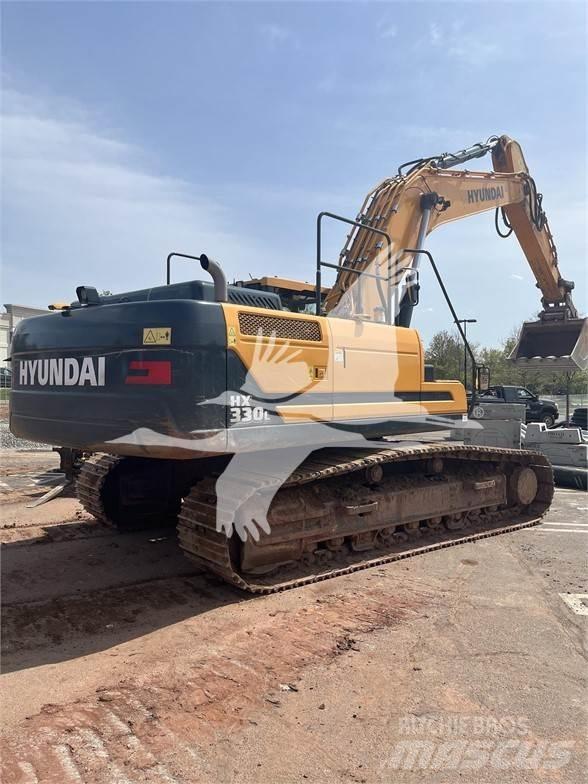 Hyundai HX330L 履带挖掘机
