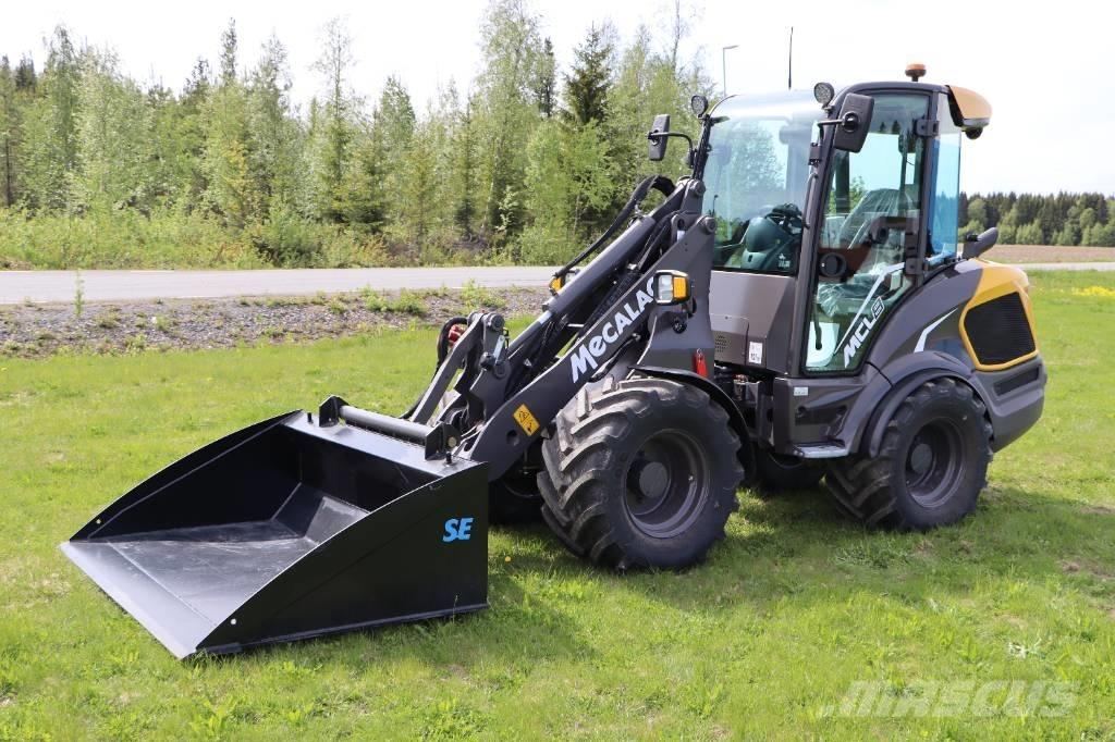 Mecalac MCL8 小型装载机