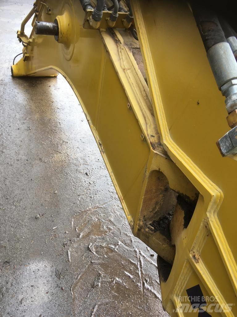 Komatsu PC130-8 液压