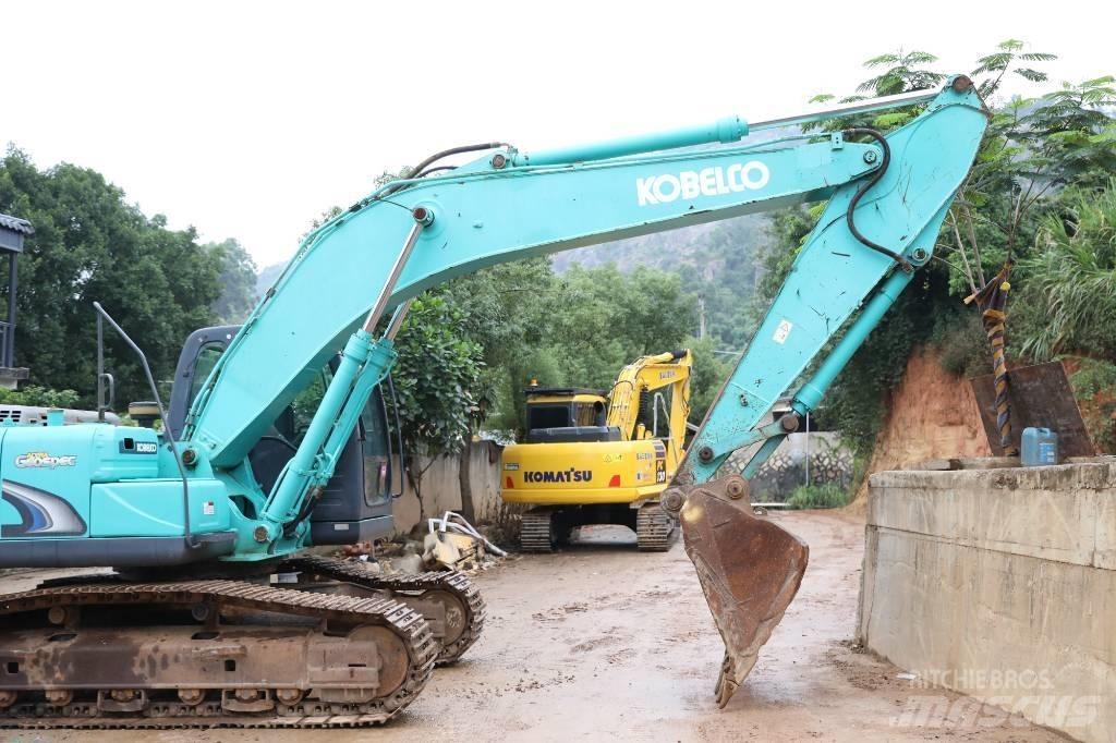 Kobelco SK 200-8 履带挖掘机