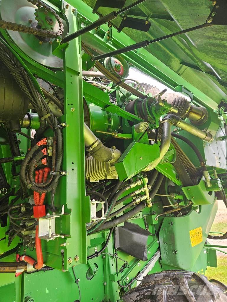 John Deere S 680 联合收割机