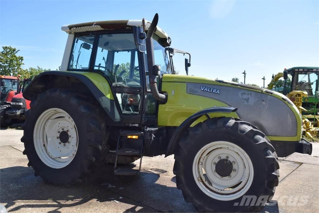 Valtra T120 拖拉机/农用车