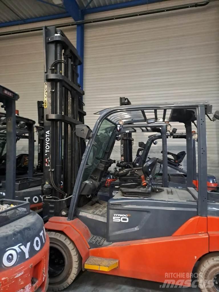 Toyota 8FBMT50 其他叉车