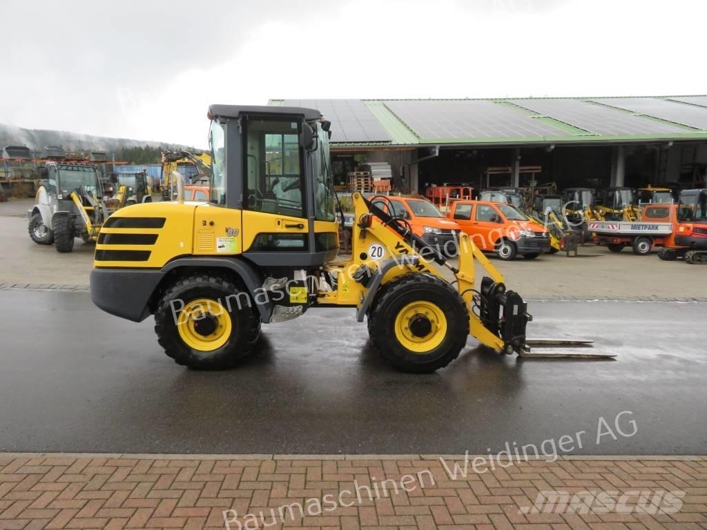 Yanmar V 80 轮式装载机