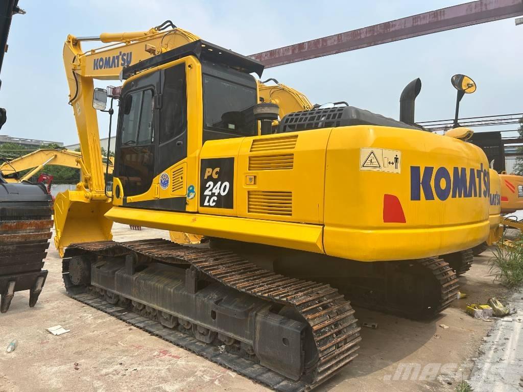 Komatsu PC240LC-8 履带挖掘机