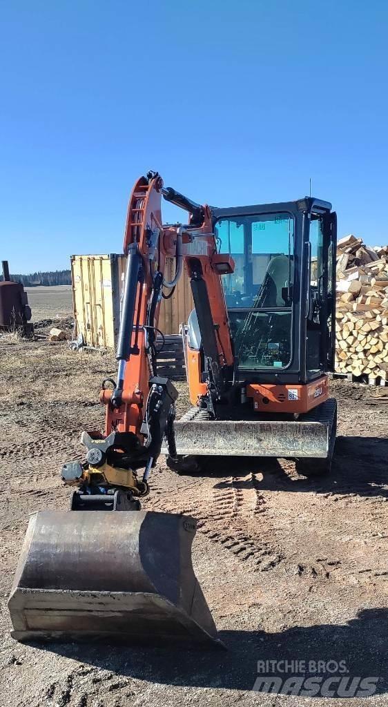 Hitachi Zaxis 26 U 小型挖掘机