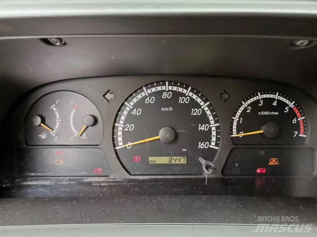 Toyota Coaster Bus 迷你巴士
