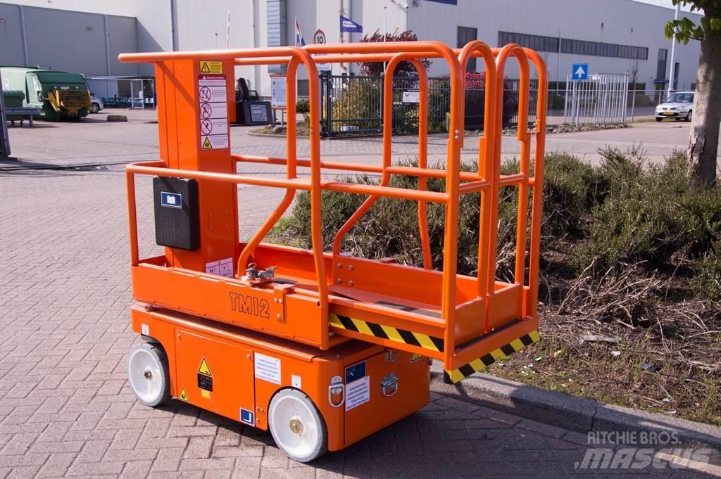 Snorkel TM12 客货电梯