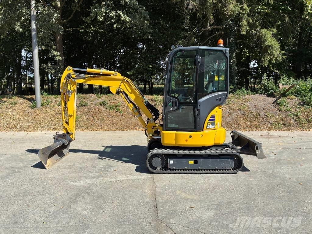 Komatsu PC26MR-5 小型挖掘机