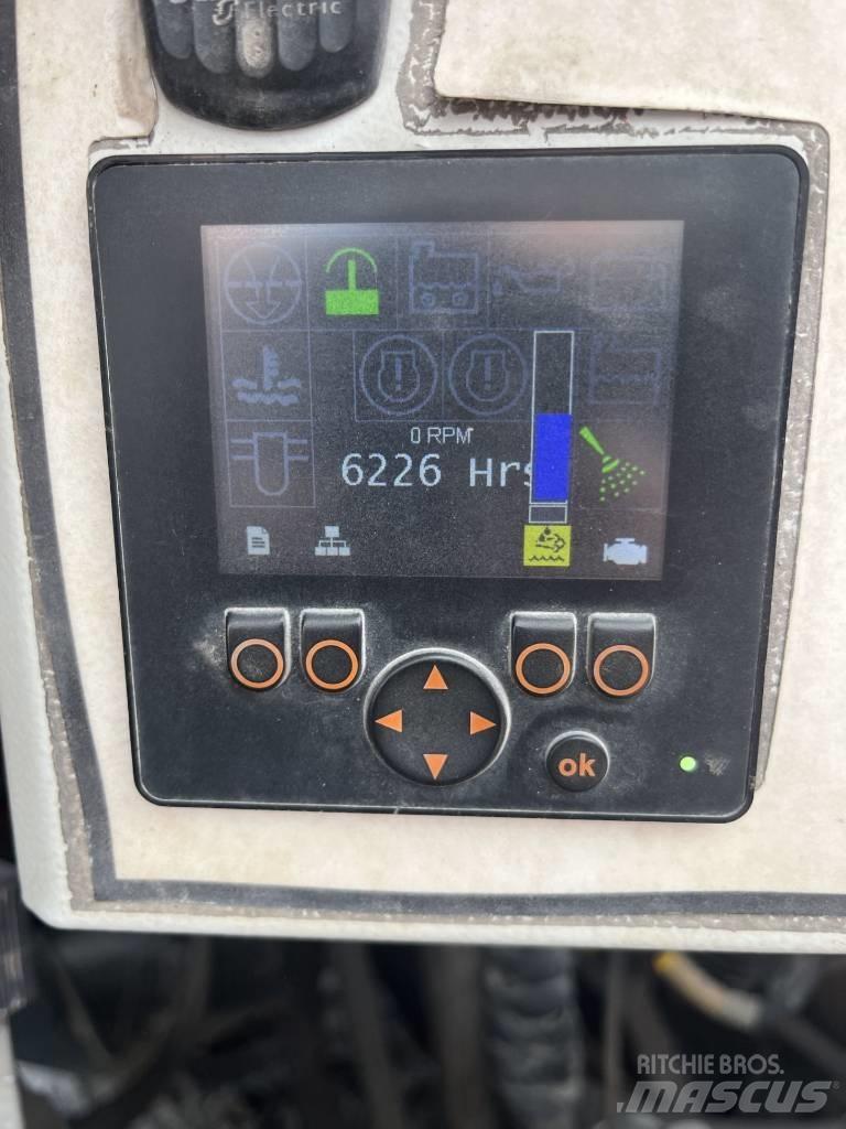 Terex Finlay 694 移动式筛分机