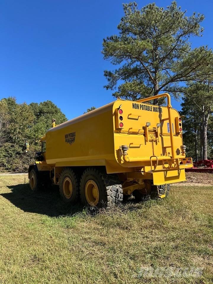 Volvo A30C 水罐车