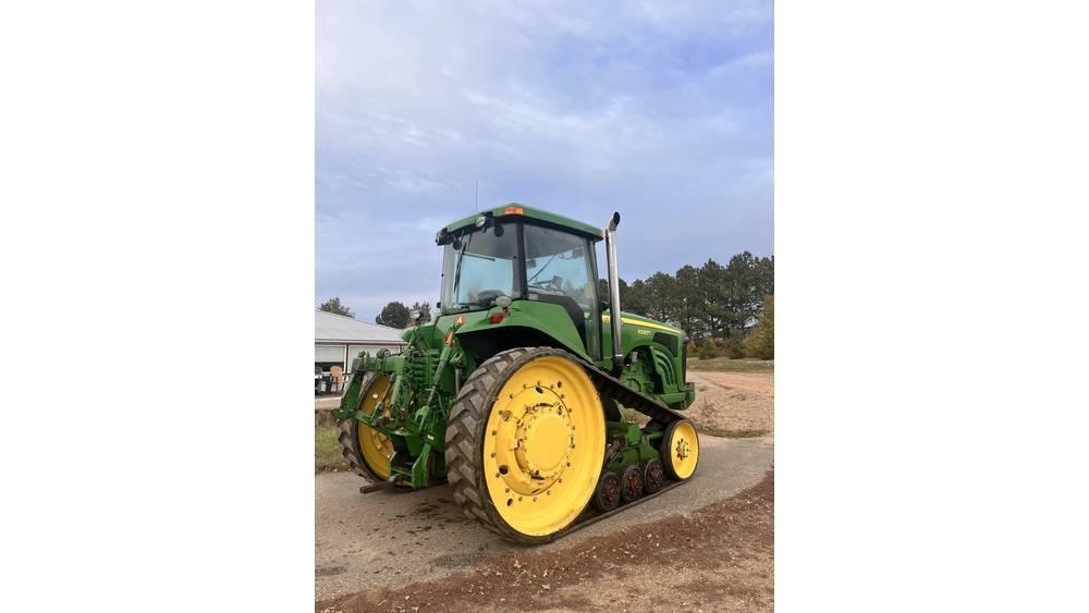John Deere 8320 T 拖拉机/农用车