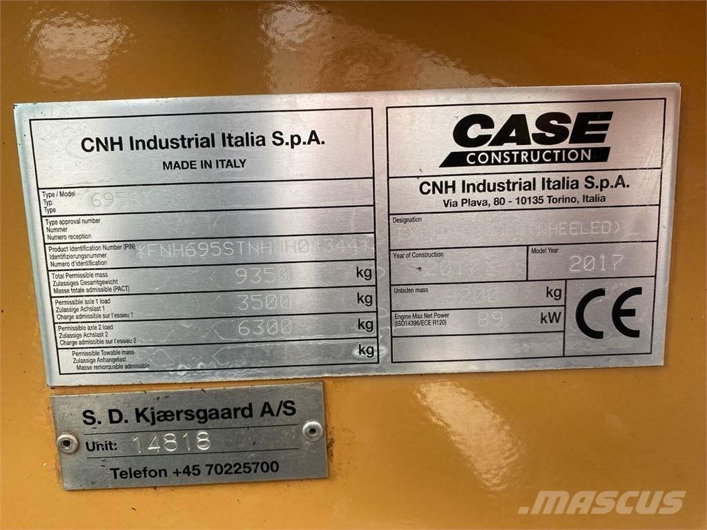 CASE 695 ST 反铲装载机