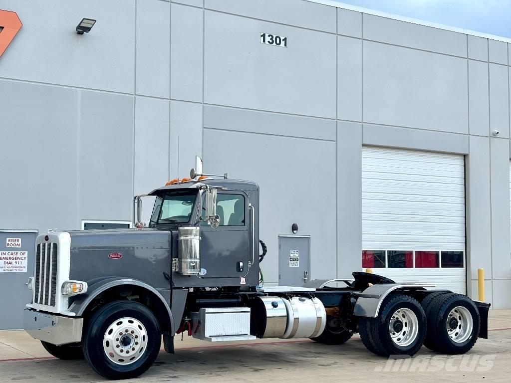 Peterbilt 389 牵引车