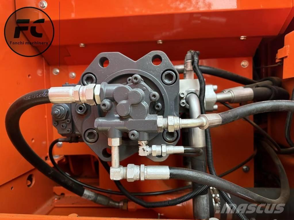 Doosan DX 225 LC 履带挖掘机