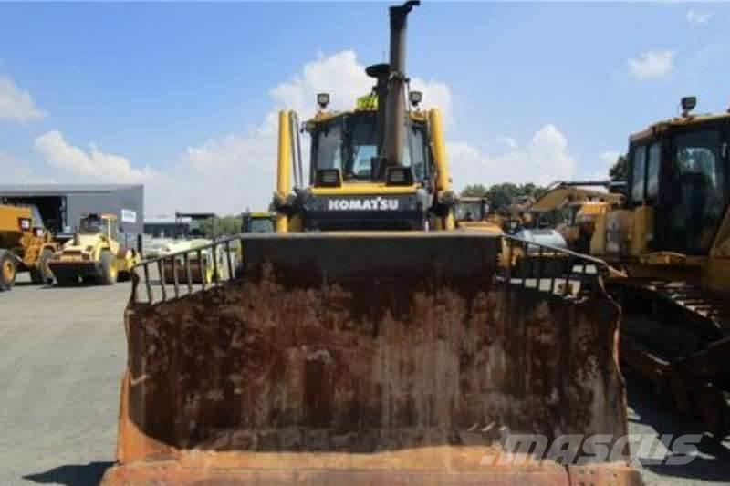 Komatsu D65 EX-16 履带式推土机