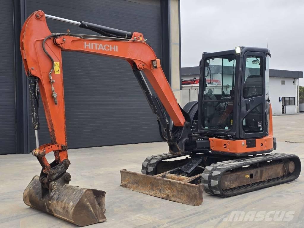Hitachi ZX55U-5A CLR 小型挖掘机
