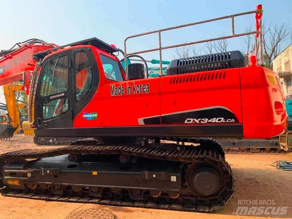 Doosan DX 340 LCA 履带挖掘机