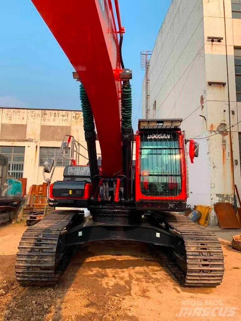 Doosan DX 340 LCA 履带挖掘机