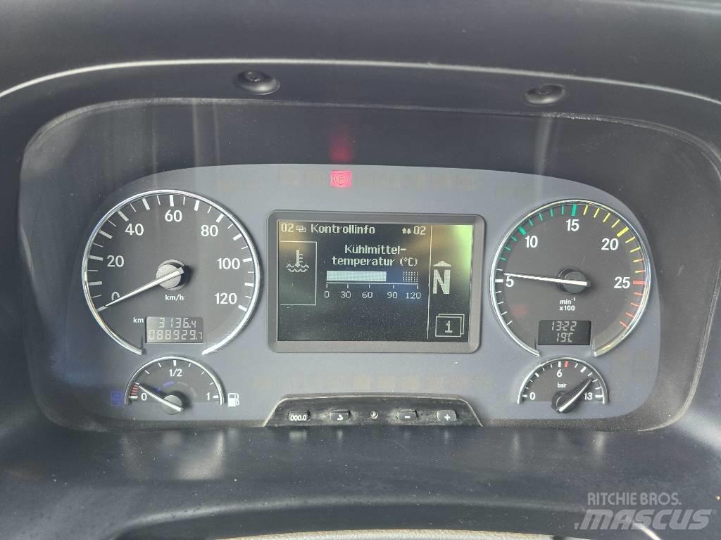 Mercedes-Benz 3244 混凝土搅拌车