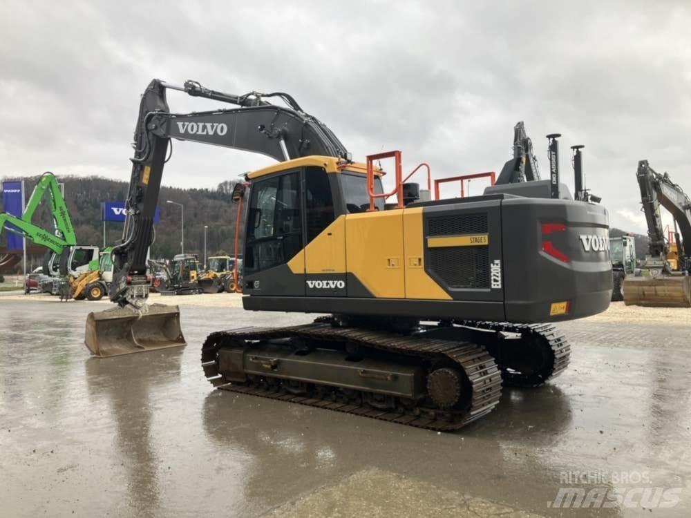 Volvo EC220EN 履带挖掘机