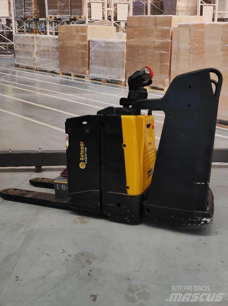 Yale MP20X FBW 电动搬运车