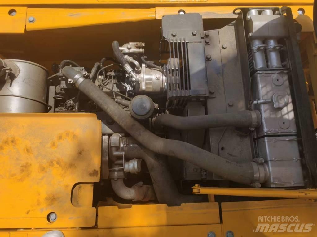Komatsu PC 130 履带挖掘机
