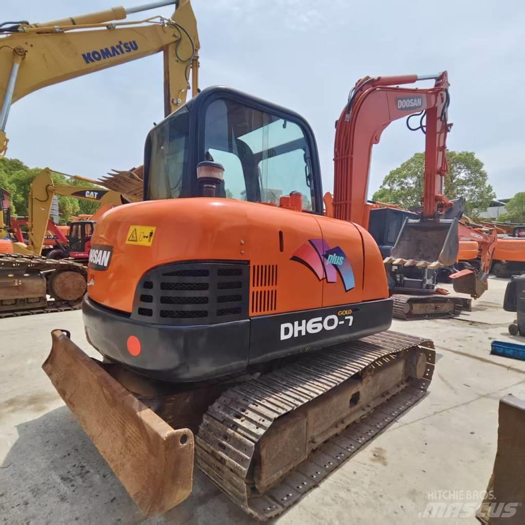 Doosan DH 60 小型挖掘机