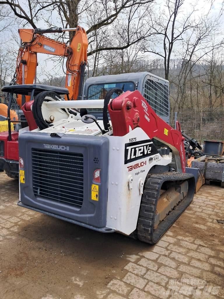 Takeuchi TL12 滑移装载机