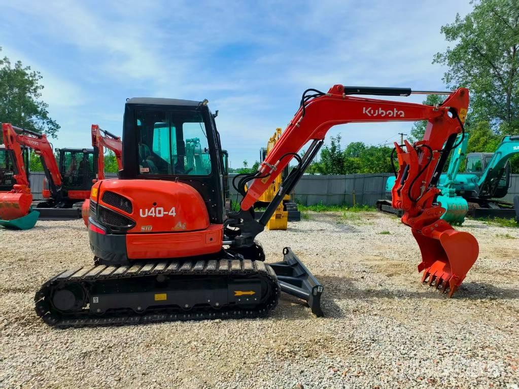 Kubota U 40 小型挖掘机