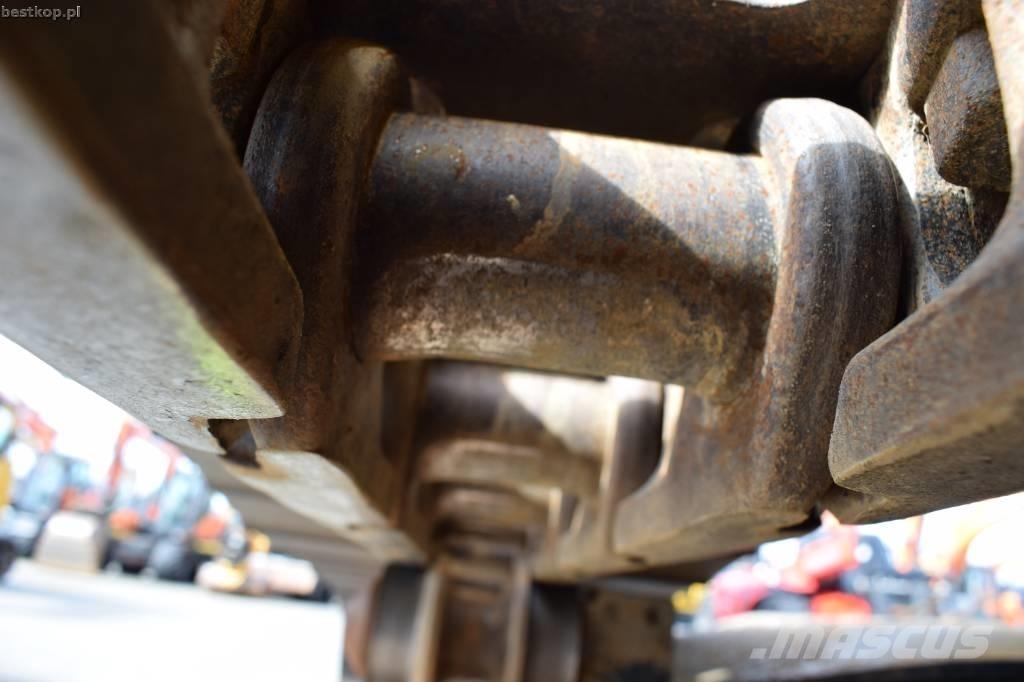 Komatsu PC 210 LC-11 履带挖掘机