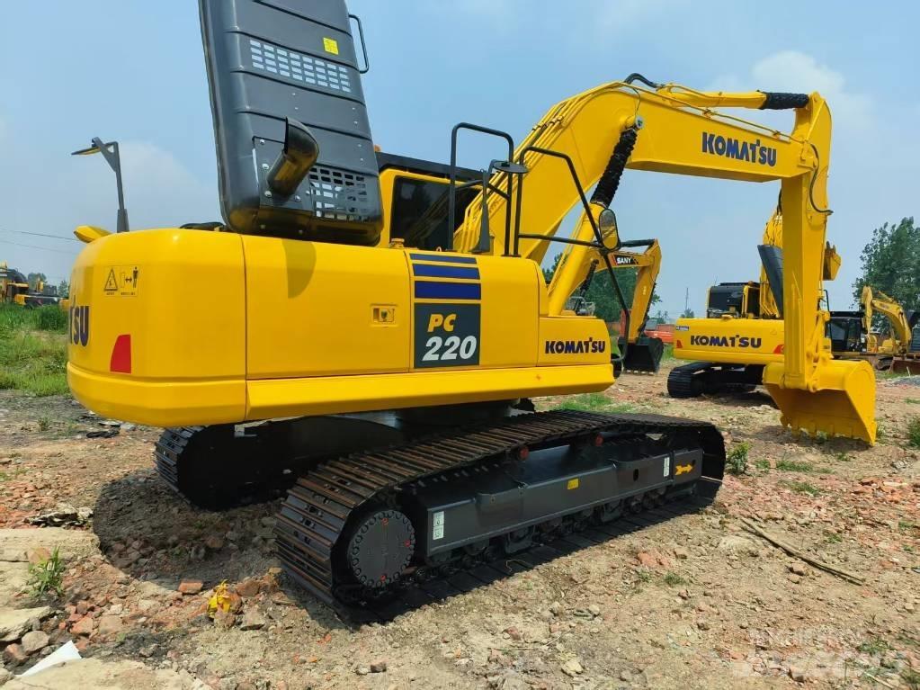 Komatsu PC 220-8 履带挖掘机
