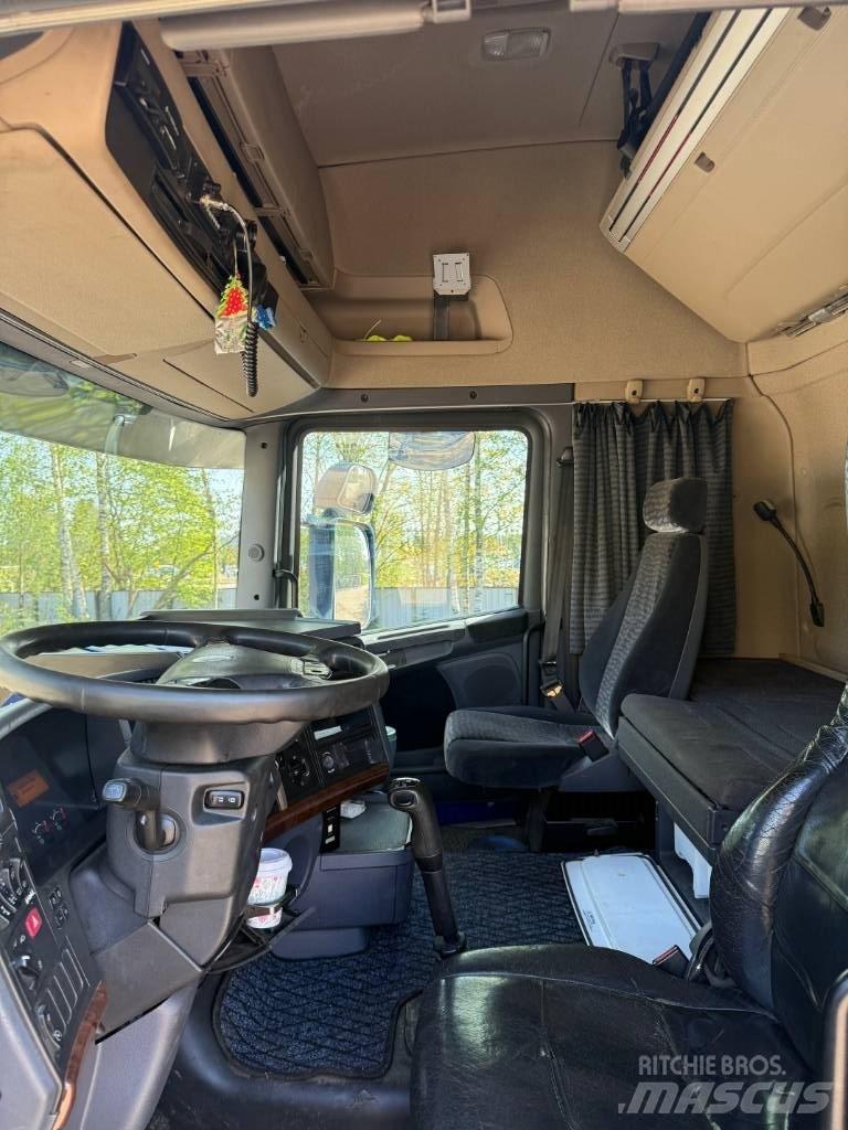 Scania R 620 牵引车
