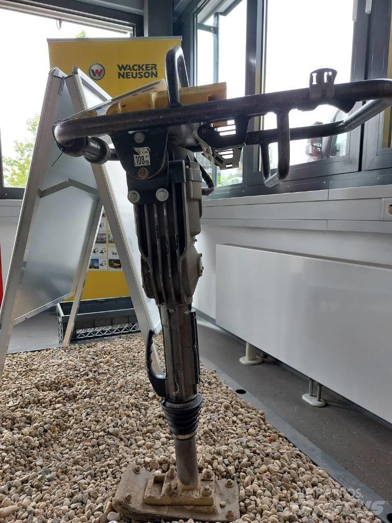 Wacker Neuson AS30e 匝道机