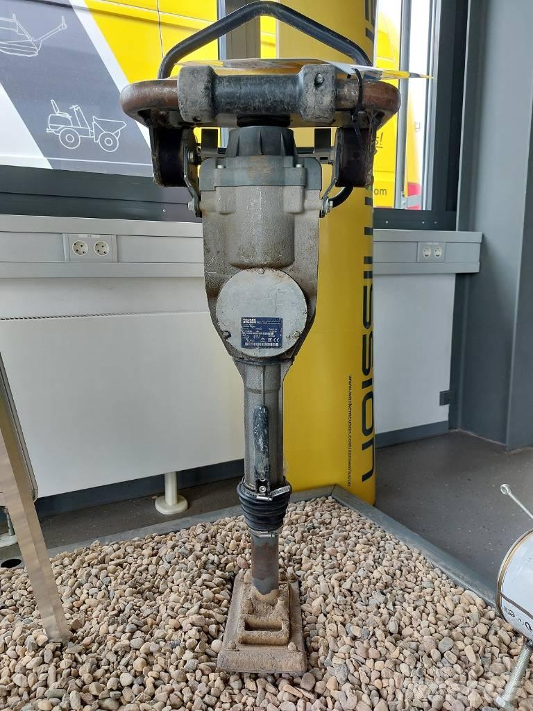 Wacker Neuson AS30e 匝道机