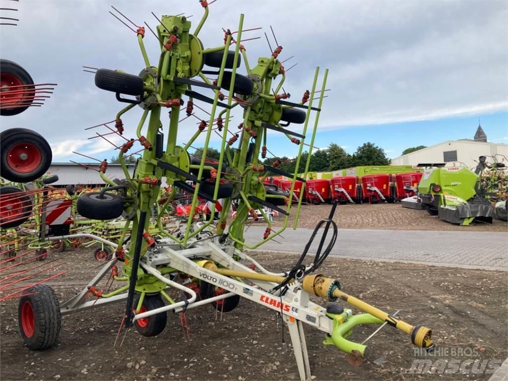 CLAAS Volto 1100 T 犁耙和摊草机