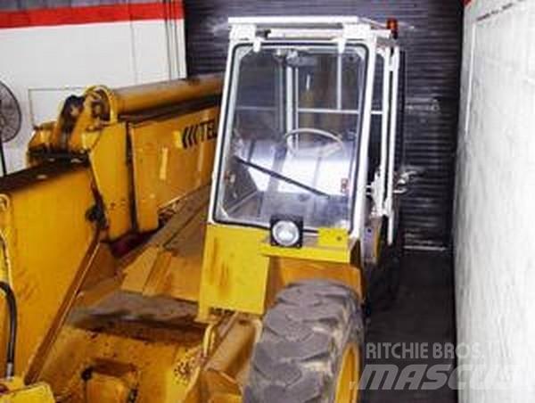 JCB 530B-4HL 越野叉车|叉装车