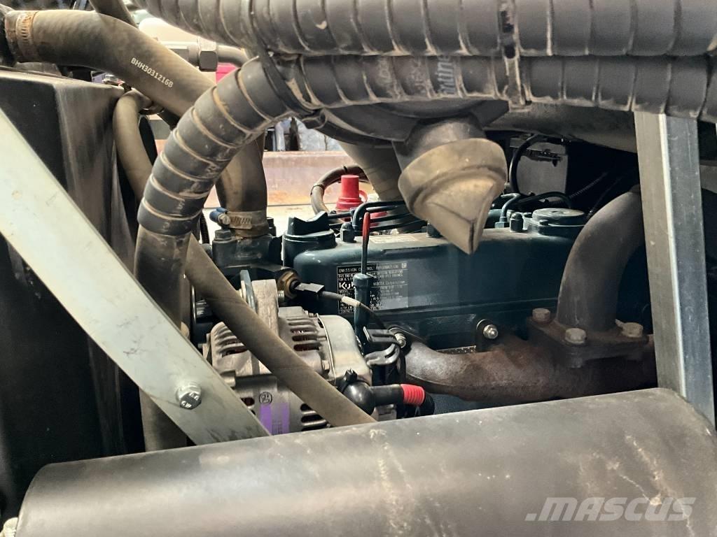 Kubota RT 260-2 轮式装载机