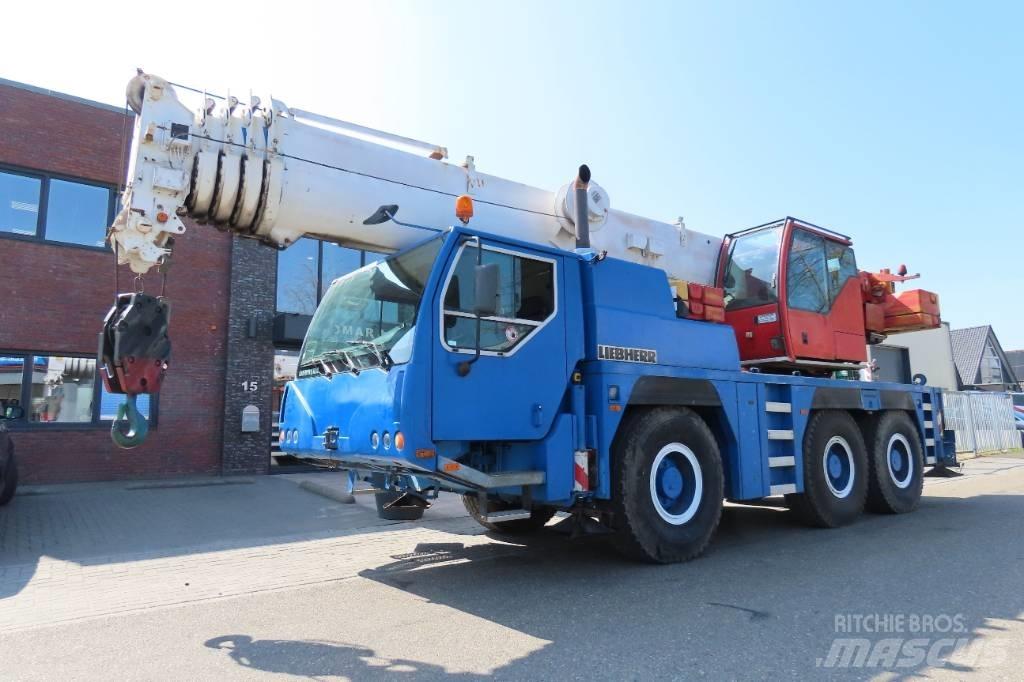 Liebherr LTM 1055-1 全地面起重机︳移动式起重机