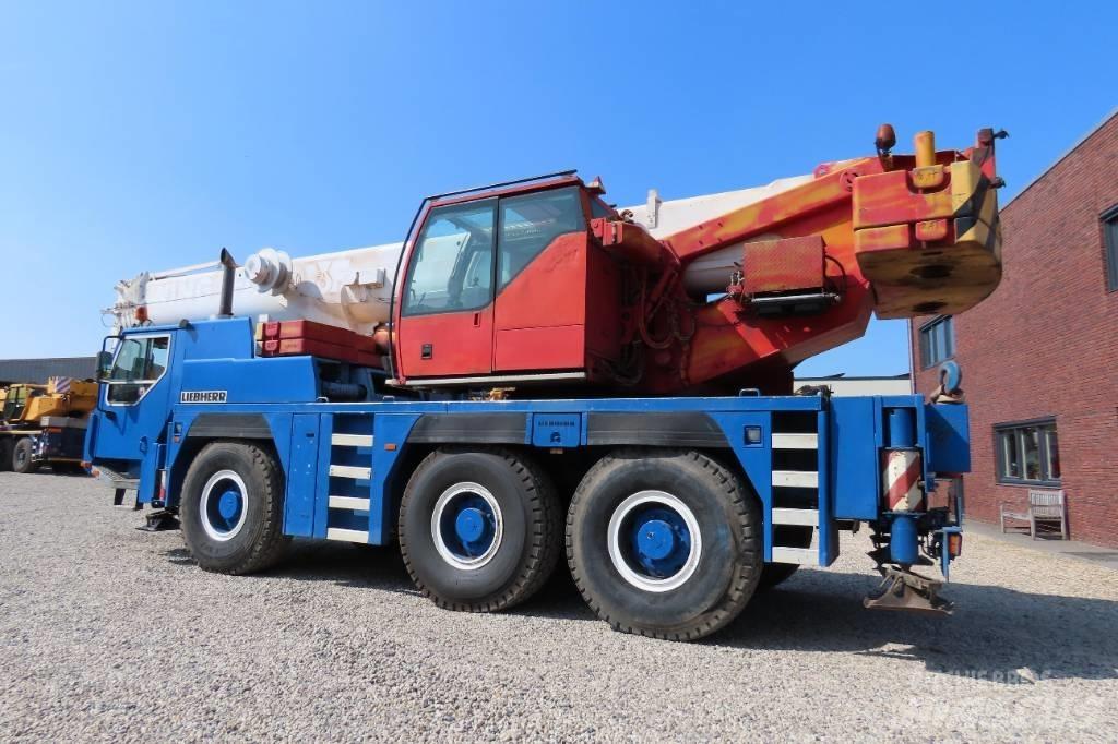 Liebherr LTM 1055-1 全地面起重机︳移动式起重机