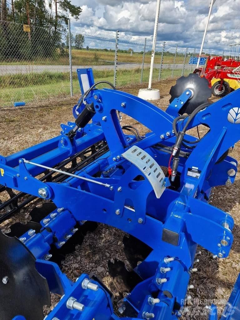 New Holland SDM300R 圆盘耙