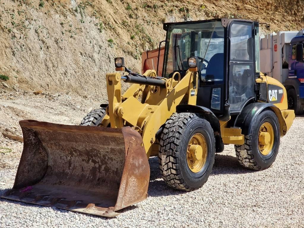 CAT 906 H NEW TIRES 轮式装载机