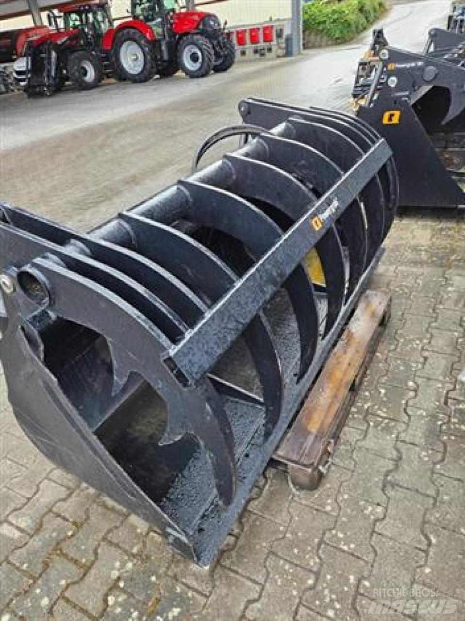 Ålö Powergrab 210 拖拉机/农用车