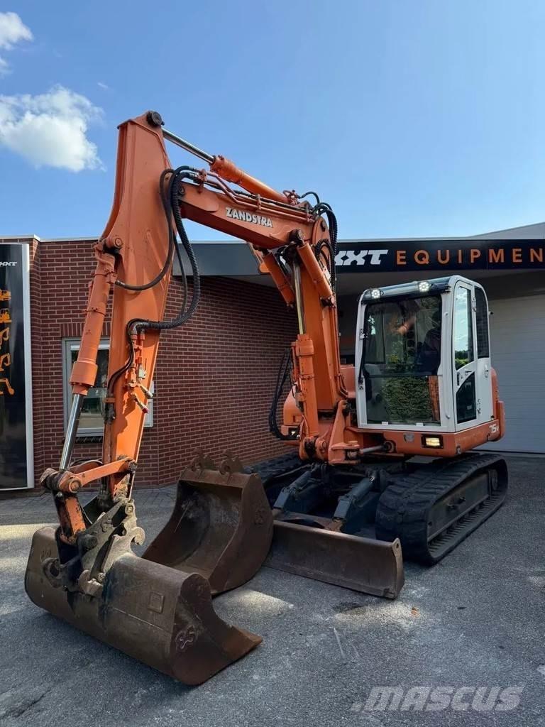 Doosan S75-V 履带挖掘机