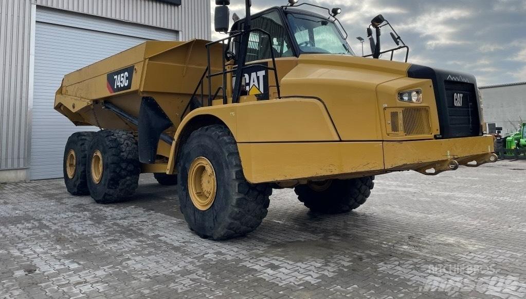 CAT 745 C 铰接式自卸车