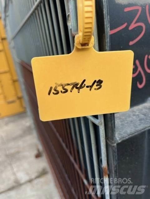 CAT 3512 散热器